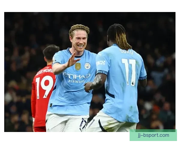 多库在曼城左路展现惊人突破能力震撼对手防线